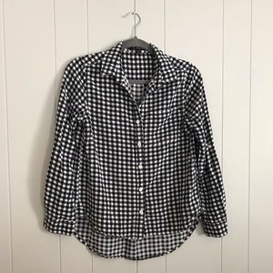Women’s Button-up Shirt